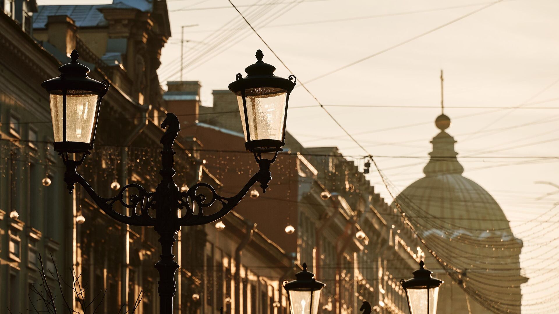 Солнечный день в Санкт-Петербурге - РИА Новости, 1920, 01.08.2021