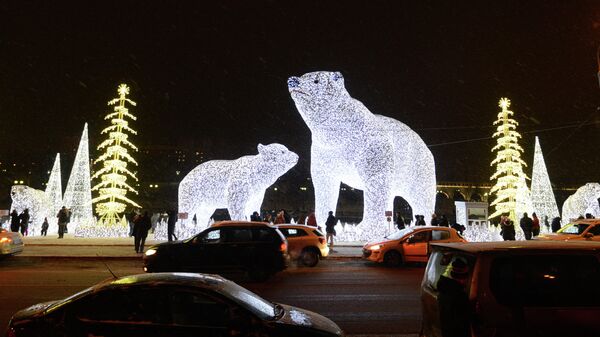 Световая композиция Медведи на проспекте Мира в Москве