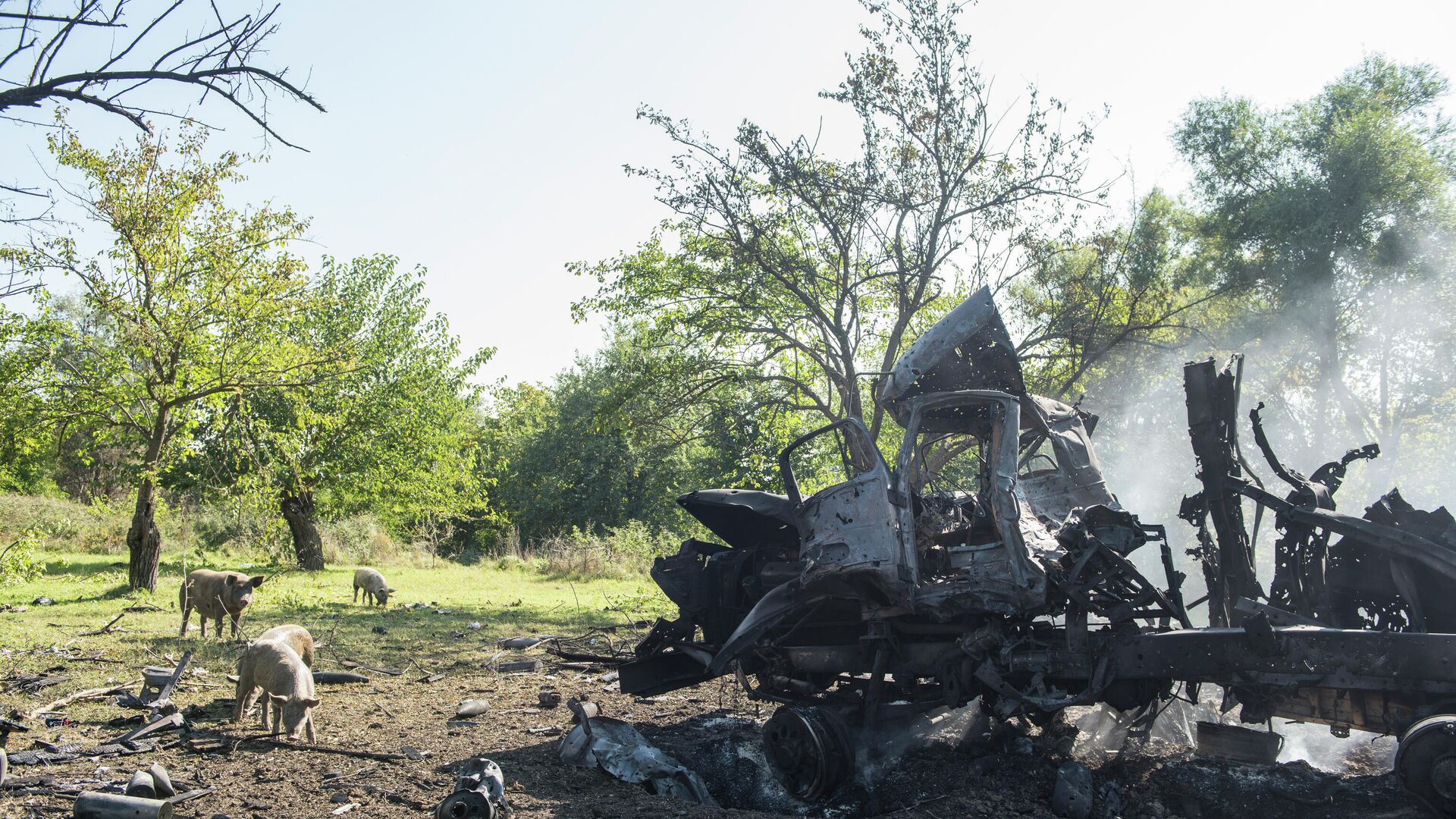 Разбитая военная техника армии обороны Нагорного Карабаха в районе Гадрута - РИА Новости, 1920, 14.12.2020