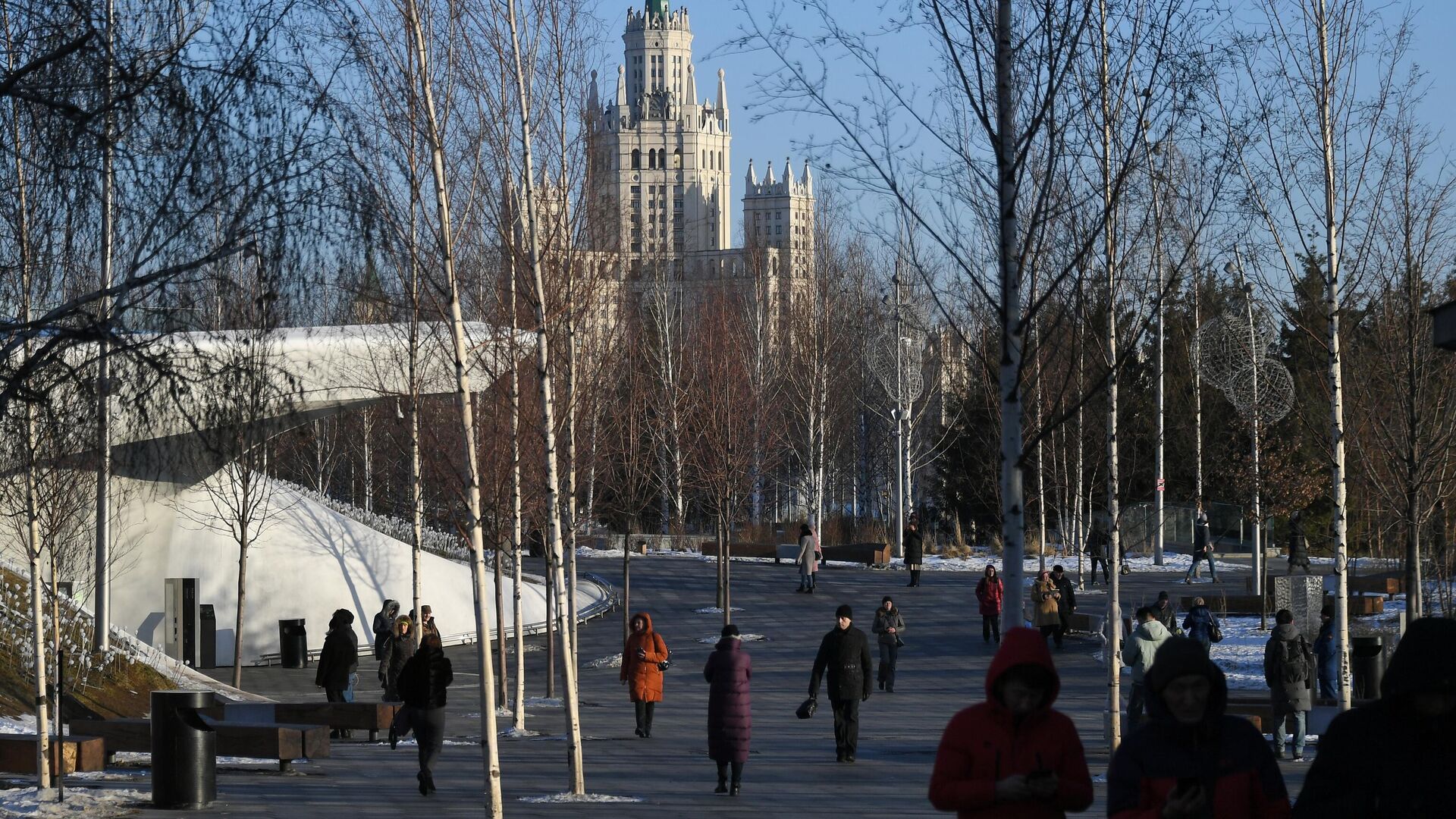 Посетители парка Зарядье в Москве - РИА Новости, 1920, 22.03.2021