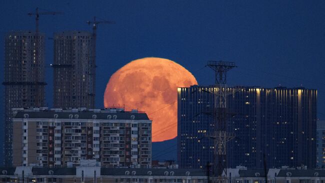 Полнолуние, наблюдаемое в Москве