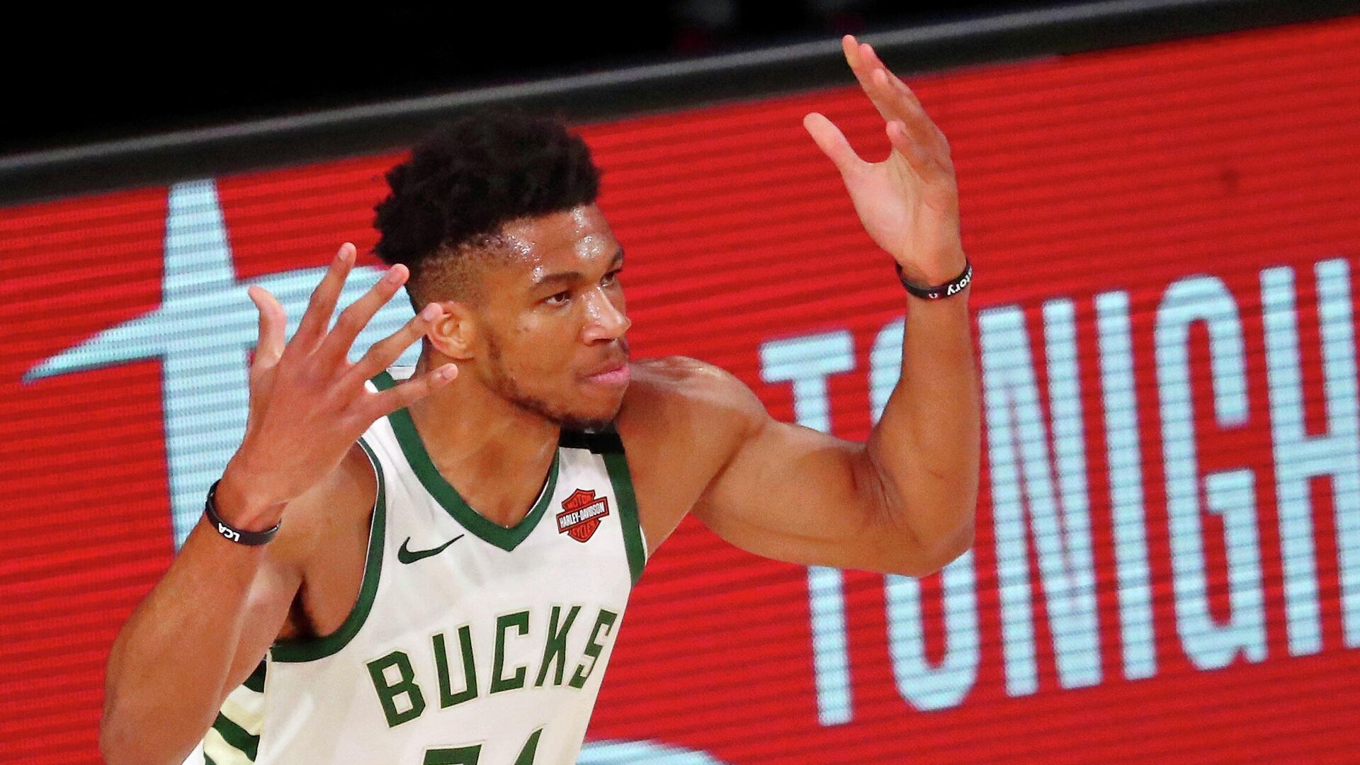 Баскетболист Милуоки Бакс Яннис Адетокунбо - РИА Новости, 1920, 17.12.2020