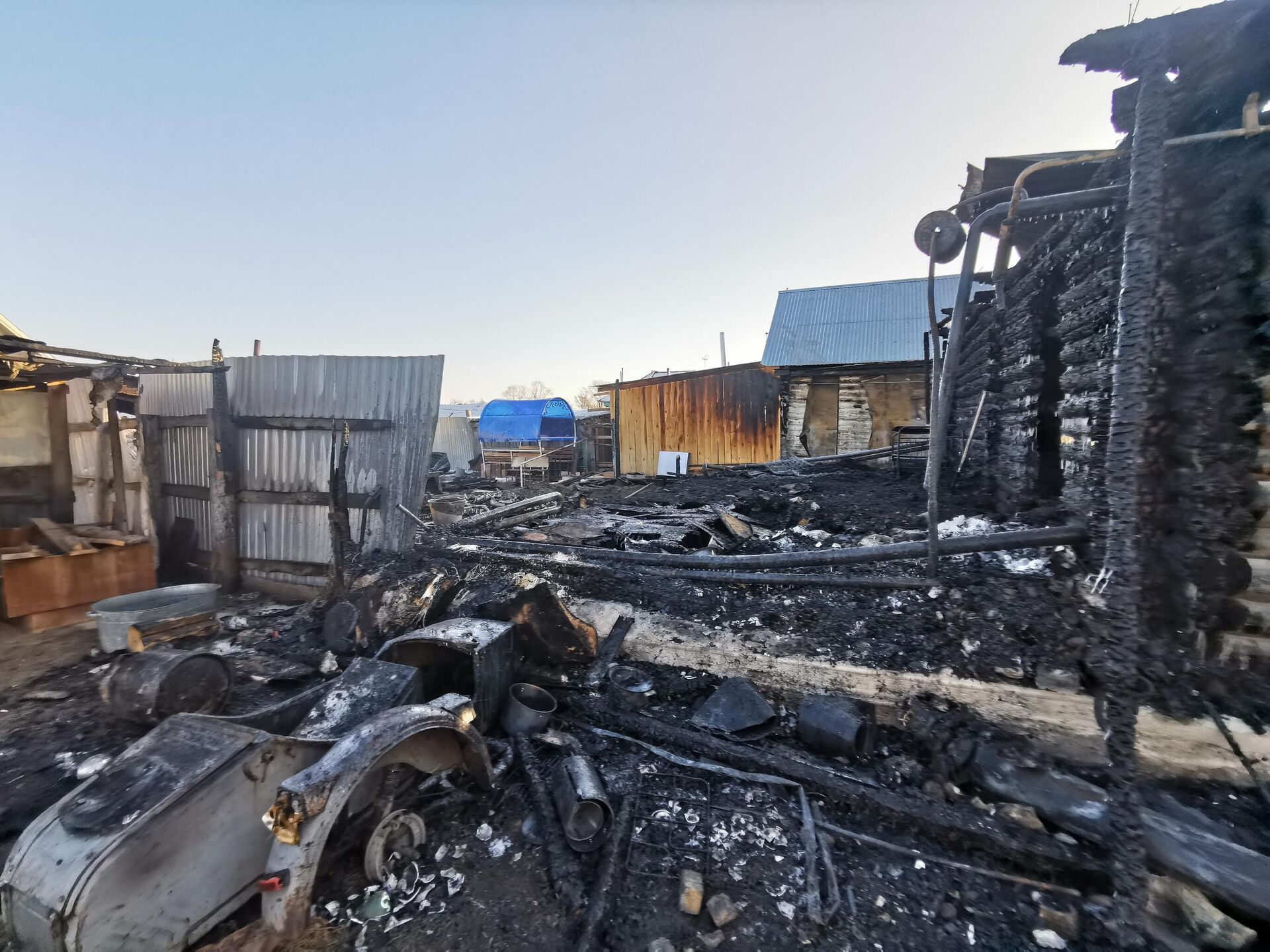 Ситуация на месте пожара в доме престарелых в Ишбулдино в Башкирии - РИА Новости, 1920, 21.12.2020