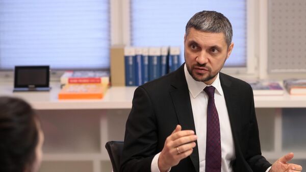 Губернатор Забайкальского края Александр Осипов во время интервью РИА Новости