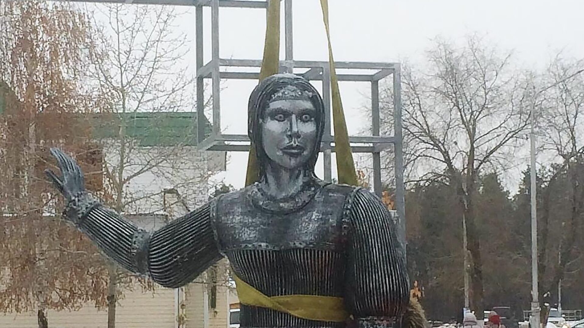 Скульптура Аленушки в Нововоронеже