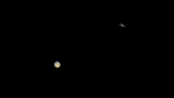 Сатурн и Юпитер в небе над Эдгертоном, штат Канзас