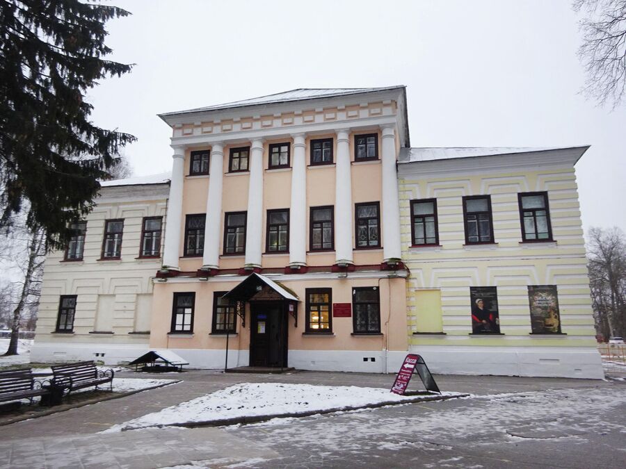 Здание Городской думы на территории кремля 