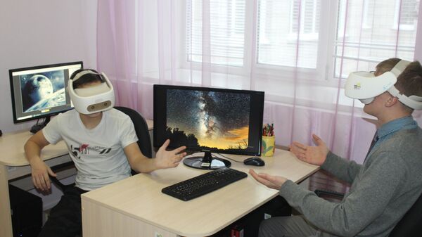 Занятие в классе виртуальной реальности