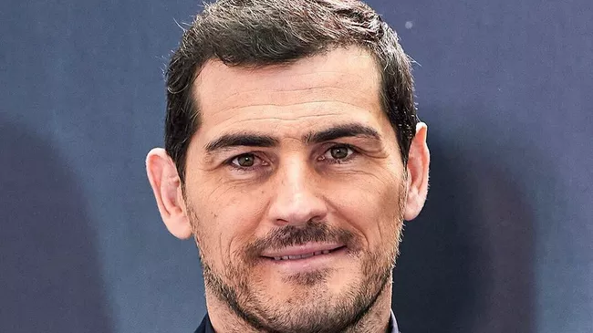 Икер Касильяс