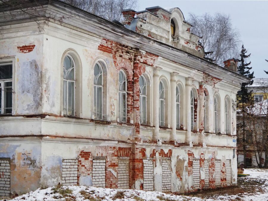 Здание бывшей гостиницы Воскресенского монастыря (нач. 19 века)