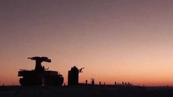 Испытания зенитной управляемой ракеты  9М333 для зенитного ракетного комплекса Стрела-10М на Донгузском полигоне в Оренбургской области. Кадр видео