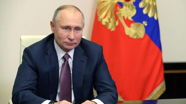  Президент РФ Владимир Путин поздравил членов Правительства РФ с наступающим Новым годом
