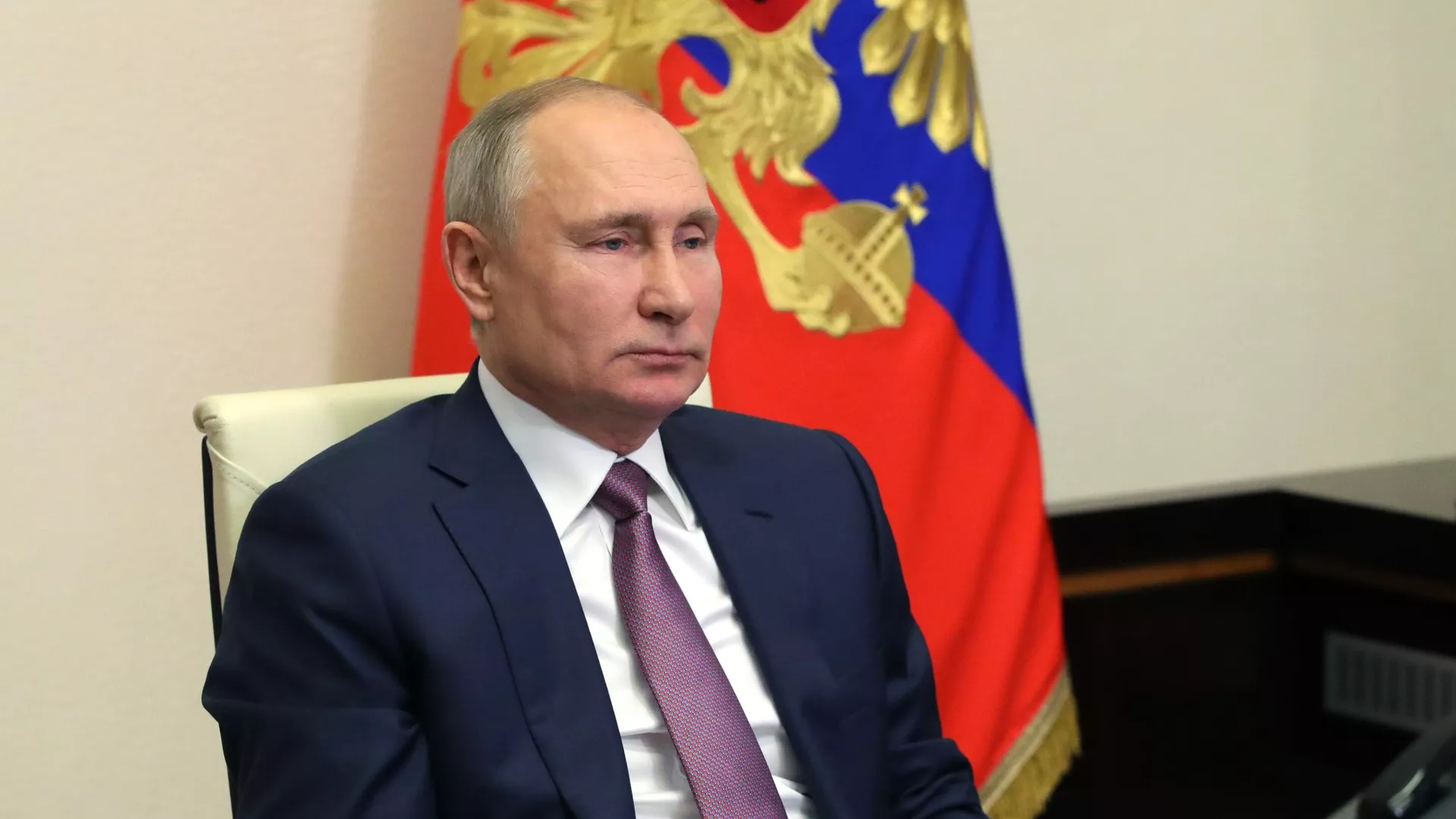 Президент РФ Владимир Путин поздравил членов Правительства РФ с наступающим Новым годом - РИА Новости, 1920, 30.12.2021
