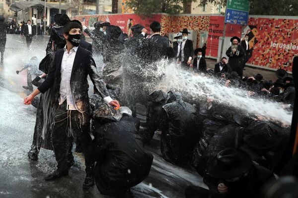 Столкновения полиции и ультраортодоксальных евреев в Иерусалиме 