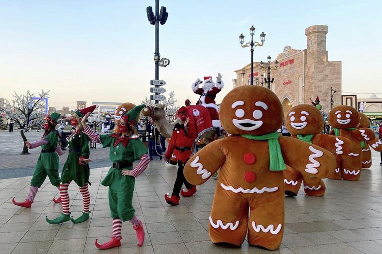 Рождественский парад в Дубаи