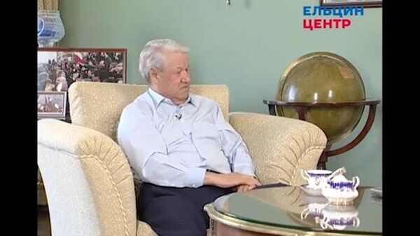 Нам с Горбачевым не по пути!” Кадры из видеомемуаров Бориса Ельцина
