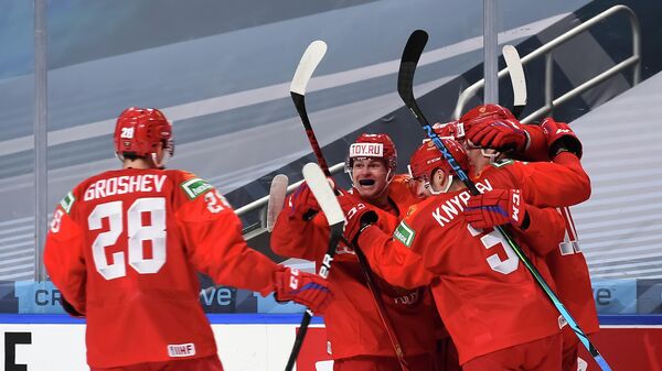 Хоккеисты молодежной сборной России на чемпионате мира в Эдмонтоне