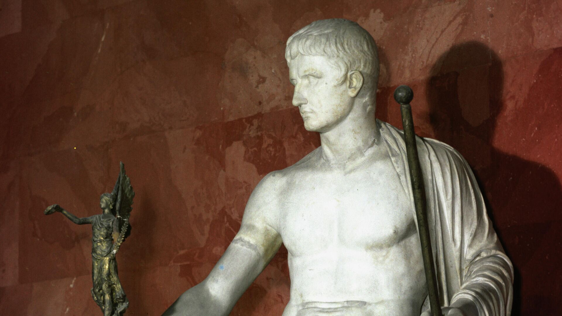 Статуя императора Октавиана Августа в образе Юпитера - РИА Новости, 1920, 07.04.2021