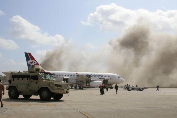 Взрыв в аэропорту Аден в Йемене