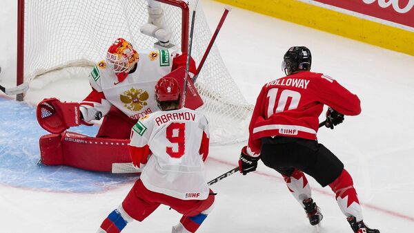 Полуфинальный матч молодежного чемпионата мира по хоккею между сборными России и Канады.
