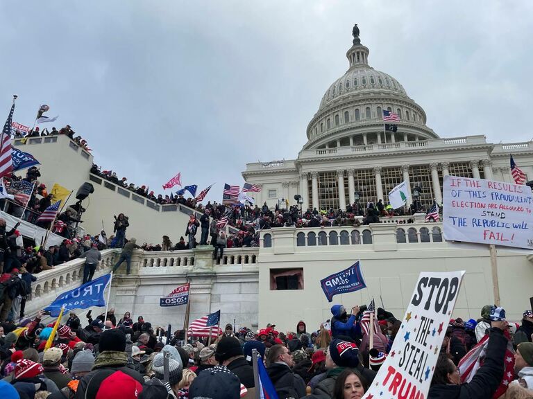 Акция протеста сторонников Д. Трампа в Вашингтоне