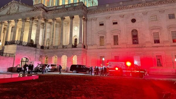 Здание Капитолия в Вашингтоне после протестов