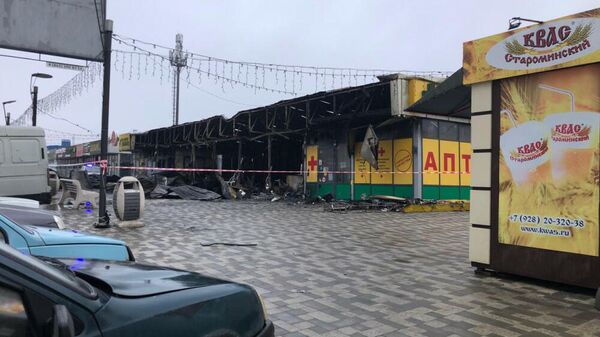 На месте пожара в микрорайоне Левенцовка в Ростове-на-Дону