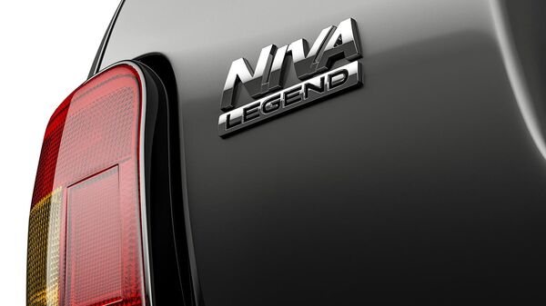 Автомобиль Lada Niva Legend