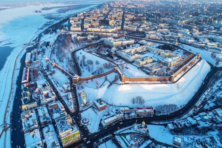 Вид на Нагорную часть и Кремль Нижнего Новгорода