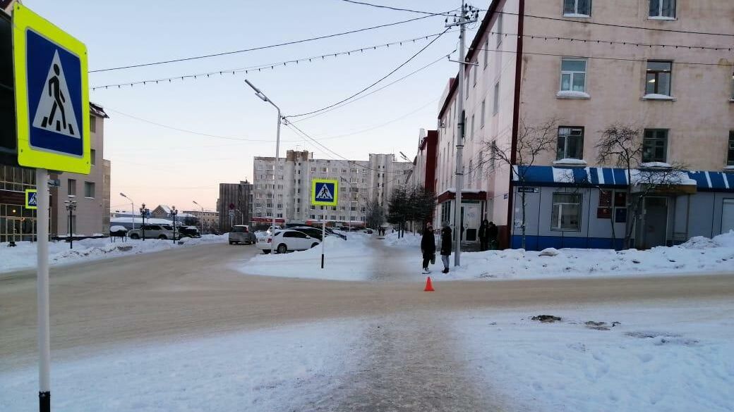 Место ДТП в Магадане, где водитель сбил трех девочек - РИА Новости, 1920, 15.01.2021