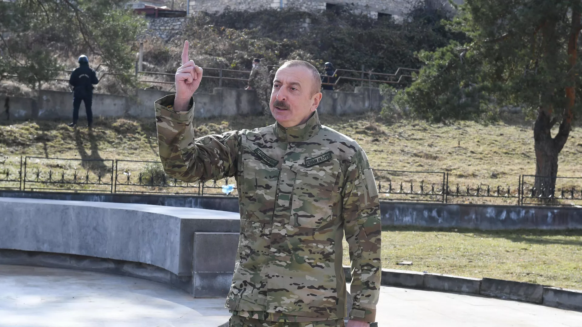 Президент Азербайджана Ильхам Алиев во время посещения города Шуша - РИА Новости, 1920, 30.08.2021