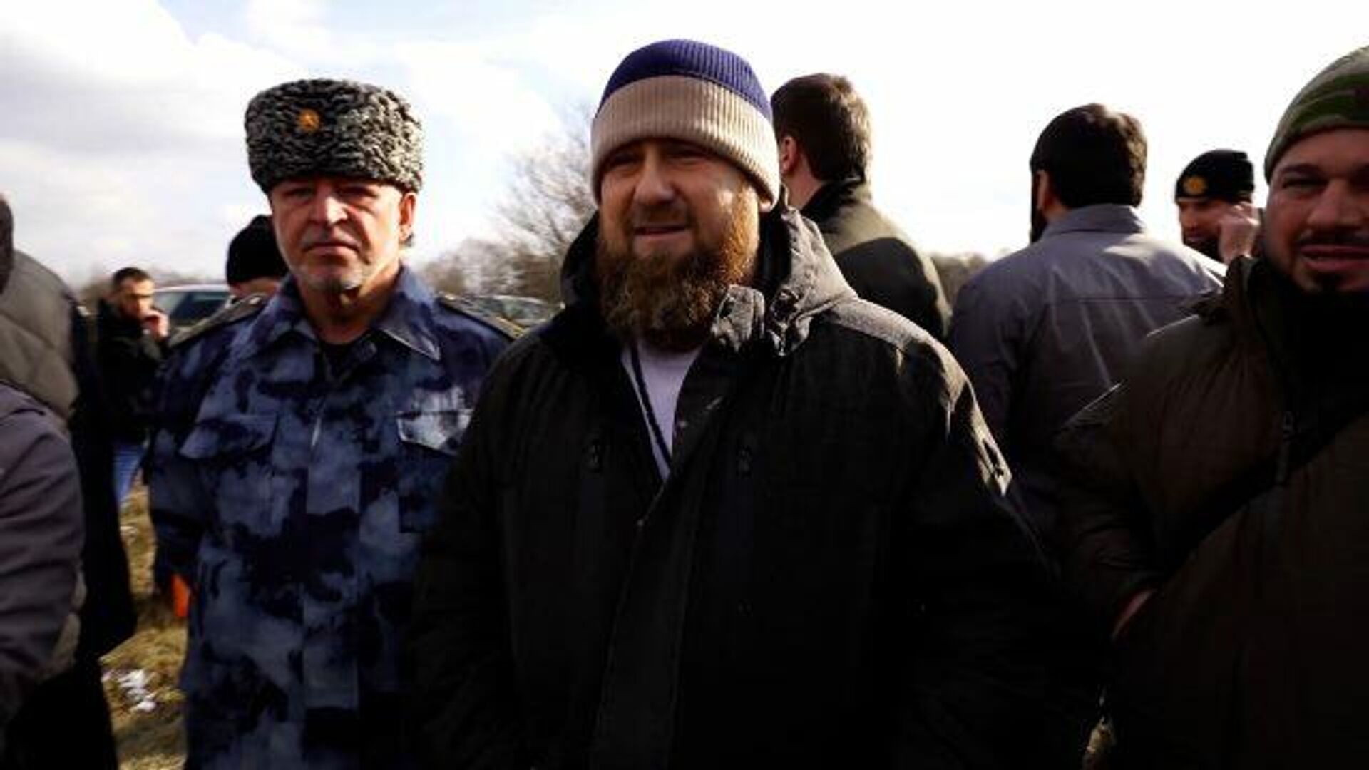 Видео с места спецоперации в Чечне: Кадыров поздравляет бойцов - РИА Новости, 1920, 20.01.2021