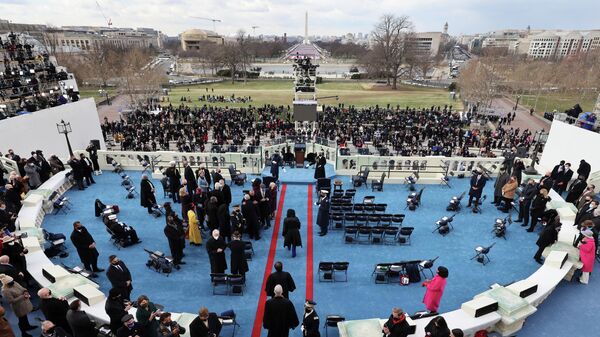Гости перед началом инаугурации Джо Байдена в Вашингтоне