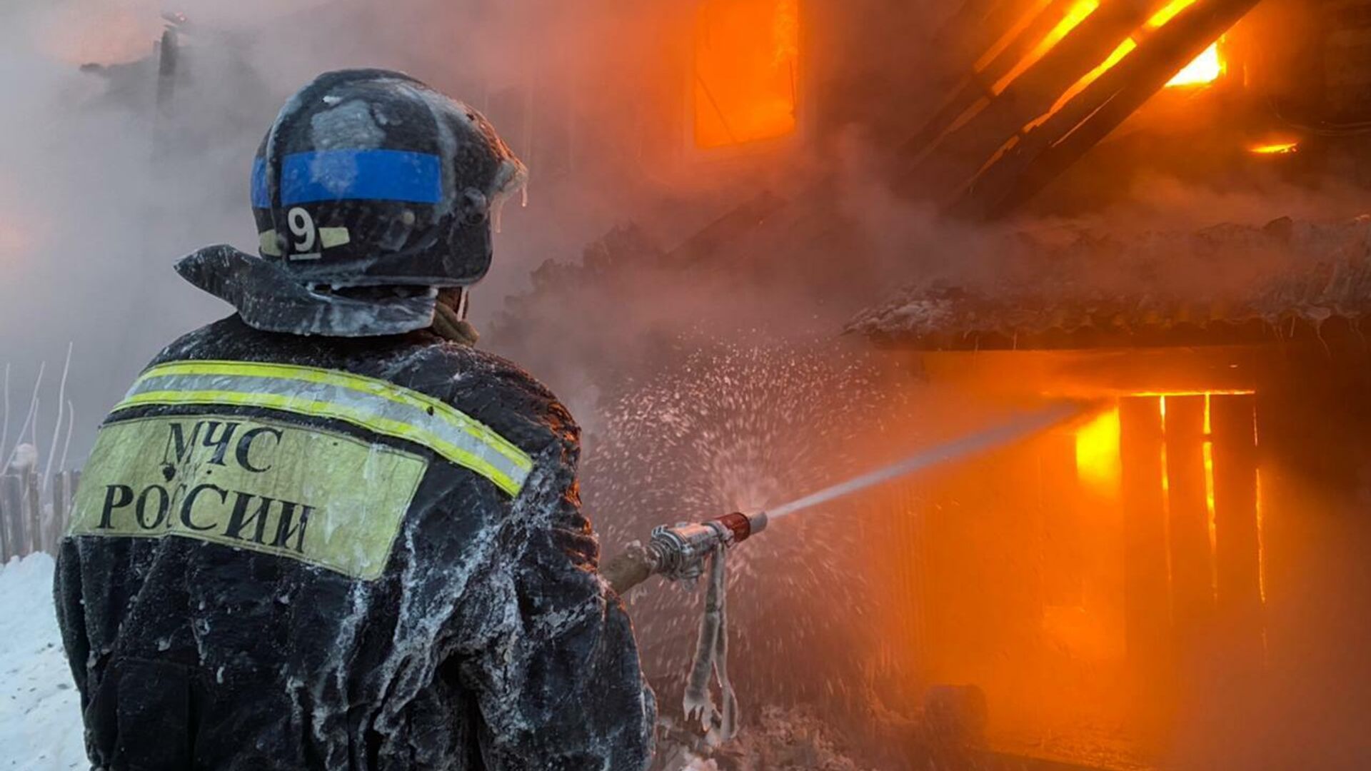 В Ульяновске пять человек пострадали при пожарах в двух жилых домах