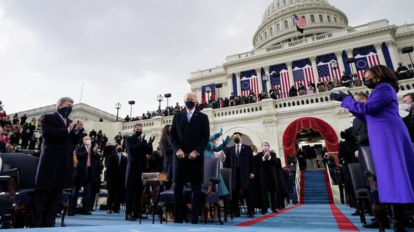 Президент США Джо Байден во время церемонии инаугурации в Вашингтоне