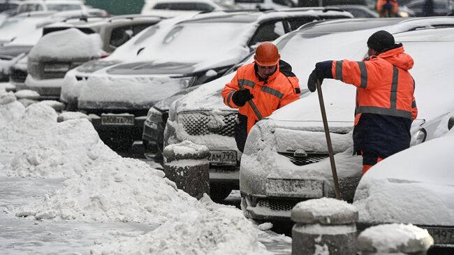 Снег в Москве