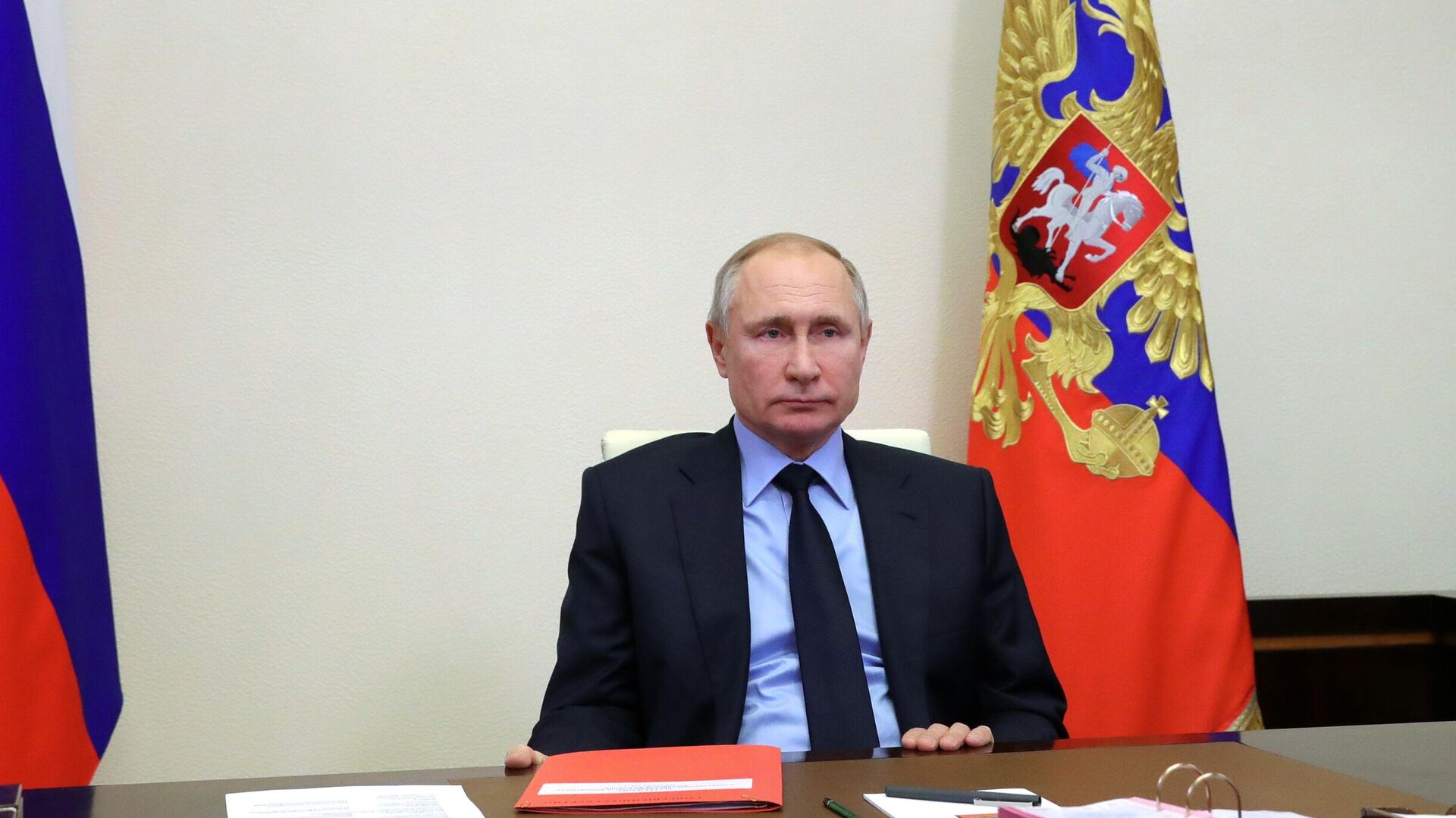 Президент РФ Владимир Путин проводит оперативное совещание с постоянными членами Совета безопасности РФ  - РИА Новости, 1920, 27.01.2021