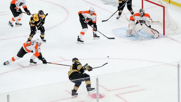 Матч НХЛ между командами Бостон Брюинз и Филадельфия Флайерз