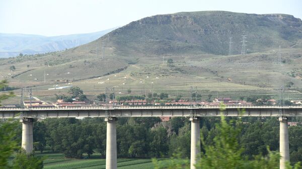 Скоростная железная дорога в Автономном районе Внутренняя Монголия в Китае