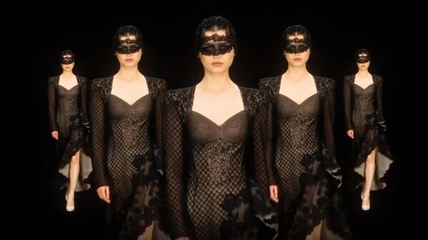 Показ коллекции Ulyana Sergeenko на Неделе моды в Париже. Кадр видео