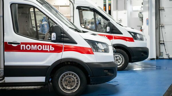 Автомобили медицинской помощи на новой подстанции скорой помощи в многопрофильной клинической больнице в Коммунарке
