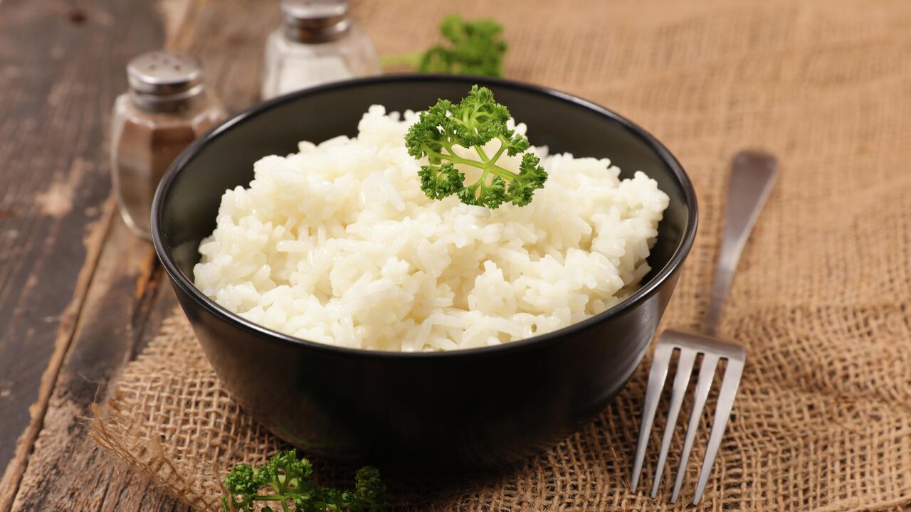 Рассыпчатый рис на гарнир - 10 рецептов приготовления с пошаговыми фото