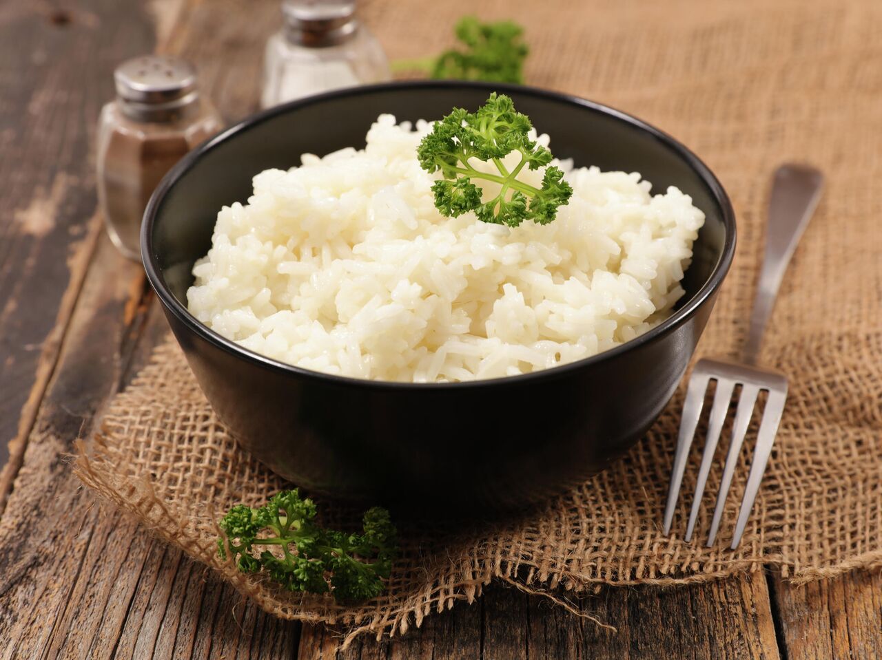 Готовим вкусный и красивый рис для роллов правильно