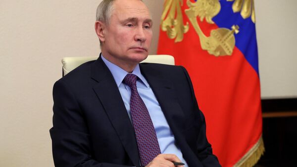 LIVE: Владимир Путин проводит встречу с членами правительства