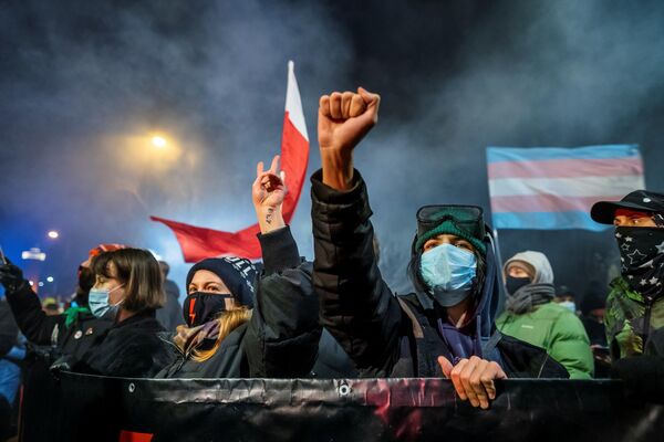 Протесты в Польше против закона об абортах