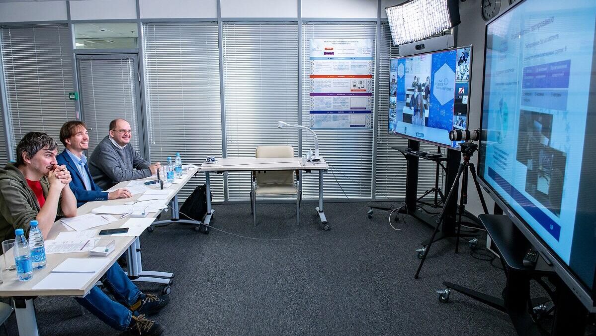 III Детский научный конкурс Фонда Андрея Мельниченко III Детский научный конкурс Фонда Андрея Мельниченко - РИА Новости, 1920, 30.01.2021