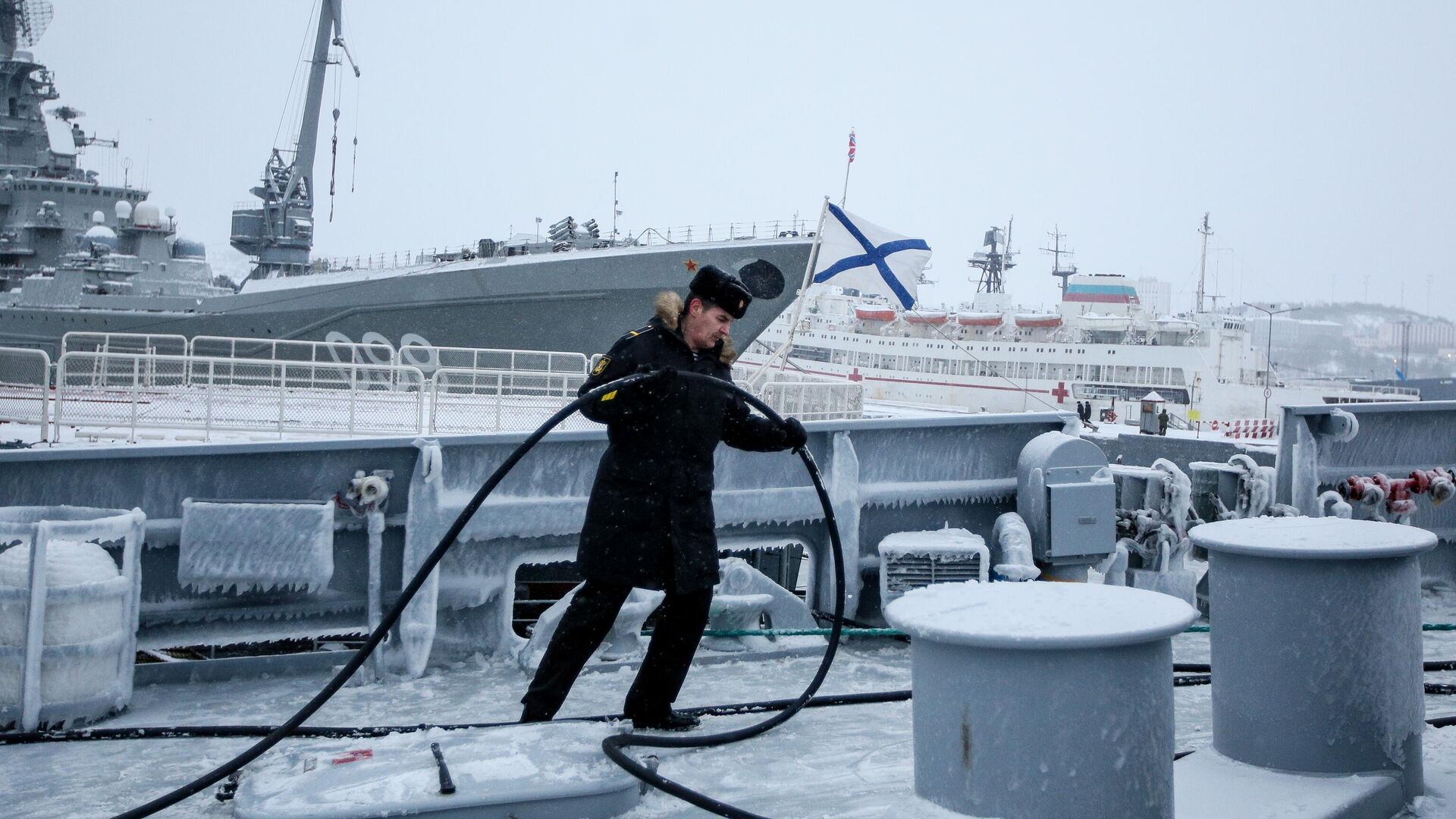 Большой десантный корабль Пётр Моргунов пришел в Североморск - РИА Новости, 1920, 19.04.2021