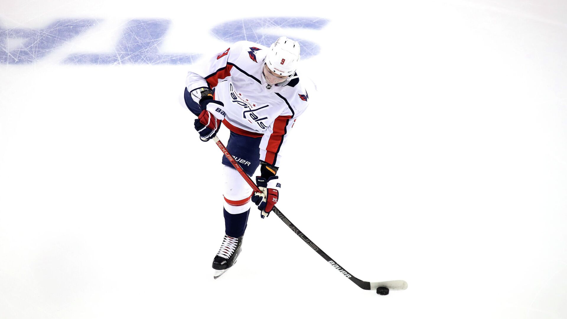 TORONTO, ONTARIO - AUGUST 06: Dmitry Orlov #9 of the Washington Capitals warms up prior to the Eastern Conference Round Robin game against the Philadelphia Flyers during the 2020 NHL Stanley Cup Playoffs at Scotiabank Arena on August 06, 2020 in Toronto, Ontario, Canada.   Andre Ringuette/Freestyle Photo/Getty Images/AFP - РИА Новости, 1920, 30.01.2021