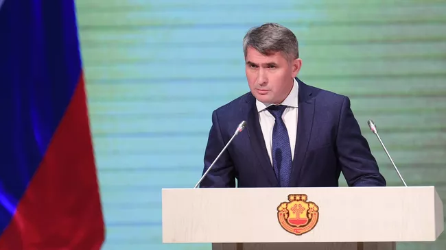 Глава Чувашской Республики, председатель кабинета министров Чувашии Олег Николаев во время оглашение послания Государственному совету Чувашской Республики