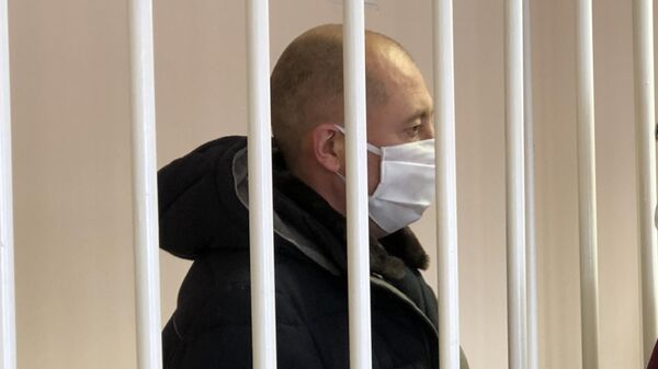 Житель Омска, обвиняемый в избиении детей, в суде